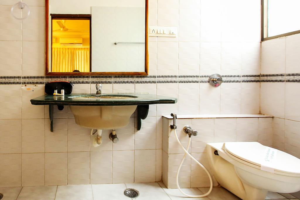 Oyo 4606 Hotel Maple Green Suites بنغالور المظهر الخارجي الصورة